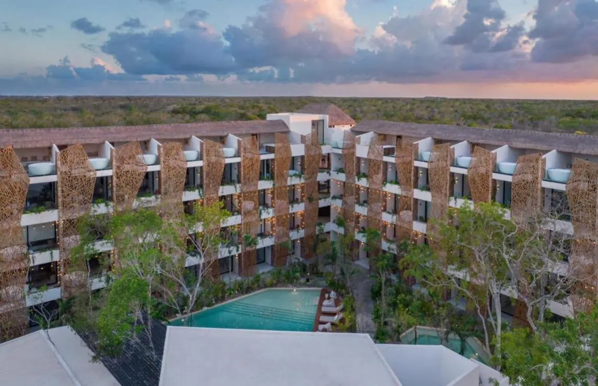 טולום Jade Zen Residences -